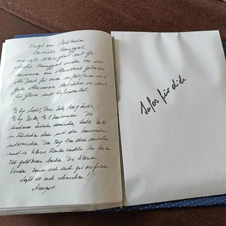 מלון Kreutzer טאופליץ