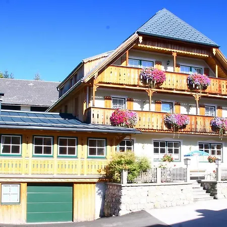 מלון Kreutzer 3*